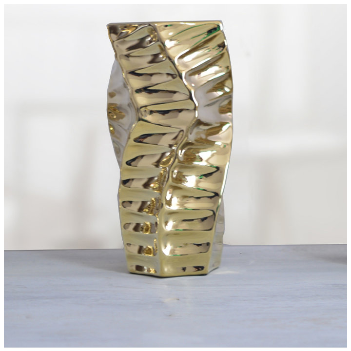 139d0f1c-ba39-47c0-9e8d-6b7030833d23 dhoobada cad ee Qurxinta Guriga - Image 1